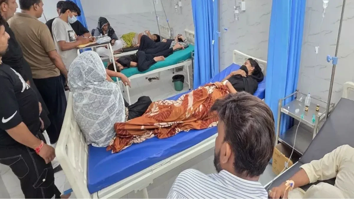 जम्मू-कश्मीर में फूड प्वाइजनिंग से एक ही परिवार के 12 लोगों की बिगड़ी तबीयत
