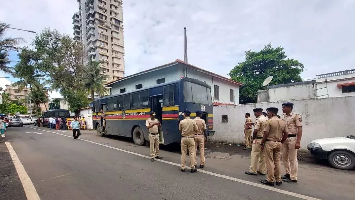 लग्जरी कार ड्राइवर ने बांद्रा में युवक का किया किडनैप, पुलिस ने दबोचा
