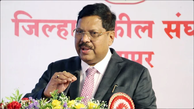 पूर्व सीजेआई  गवई बोले- न्यायिक एक्टिविज़्म में संतुलन जरूरी, बुलडोज़र कार्रवाई पर भी दिया जवाब
