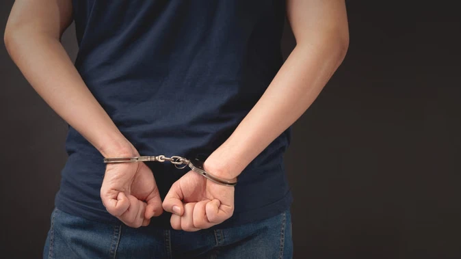 एमबीबीएस में एडमिशन के नाम पर 100 करोड़ की ठगी, दो दलाल गिरफ्तार