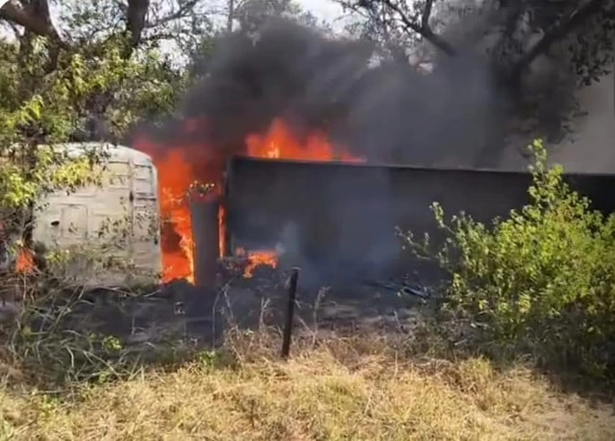 खूंटी में भीषण सड़क हादसा: ट्रक चालक की जिंदा जलकर मौत