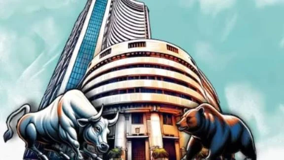 भारतीय शेयर बाजार में रिकॉर्ड उछाल, सेंसेक्स 86,000 के पार