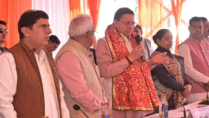 हरिद्वार कुंभ 2027: अखाड़ों की बैठक में शामिल हुए सीएम धामी