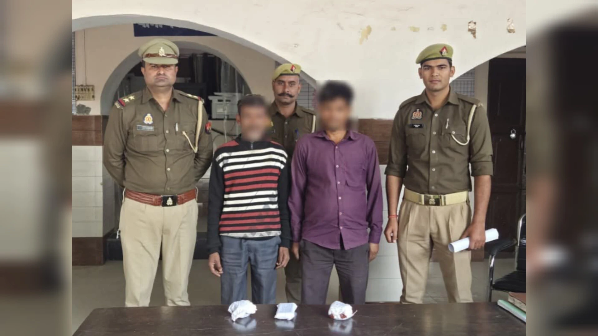 पुलिस ने दो नशा तस्करों को किया गिरफ्तार, 290 ग्राम चरस बरामद