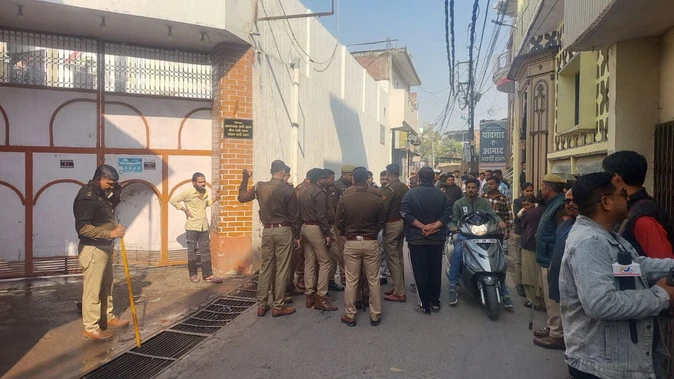बरेली: मौलाना तौकीर के करीबी बरातघर मालिकों को बीडीए ने नोटिस जारी किया