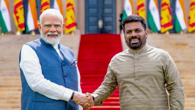 पीएम मोदी ने चक्रवात ‘दित्वाह’ पर श्रीलंकाई राष्ट्रपति से की बात, हर संभव मदद का दिया आश्वासन