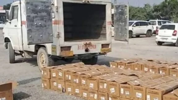 10 किलोमीटर तक मचा सकता था कहर! राजस्थान में पिकअप से भारी विस्फोटक बरामद
