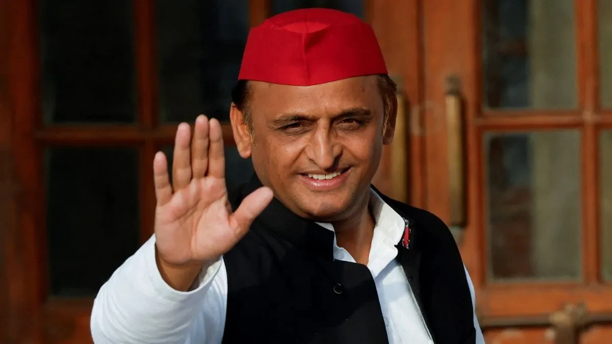 सपा महिला सांसदों की वायरल तस्वीरों ने बटोरी सुर्खियां, अखिलेश बोले- संसद में पीडीए का परचम
