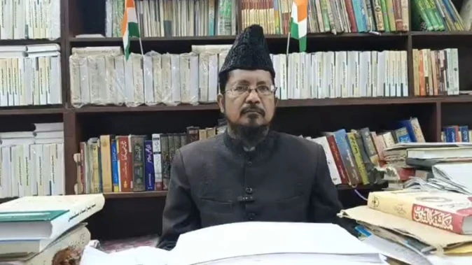 देश में शांति भंग करने की कोशिश, शहाबुद्दीन रजवी ने की मदनी के जिहाद बयान की निंदा