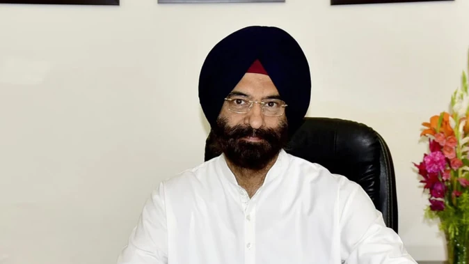 डस्ट पोर्टल 2.0 और ग्रीन दिल्ली एप से होगा प्रदूषण पर काबू, पर्यावरण मंत्री ने की समीक्षा