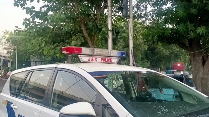 जम्मू में तीन युवकों के पास से बरामद हुए खुकरी और टोका, पुलिस ने किया गिरफ्तार