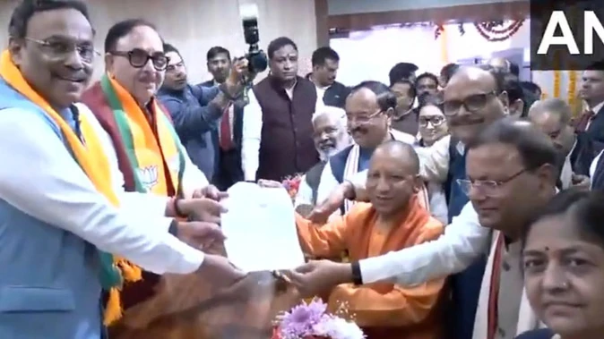 यूपी बीजेपी अध्यक्ष पद के लिए पंकज चौधरी ने दाखिल किया नामांकन, प्रस्तावक बने सीएम योगी