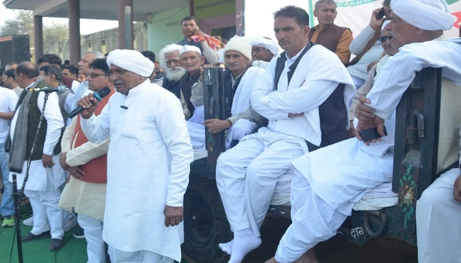 मुजफ्फरनगर: गठवाला खाप की बड़ी पंचायत, आपस में ही उलझ गए चौधरी; 9 सूत्रीय प्रस्ताव पास