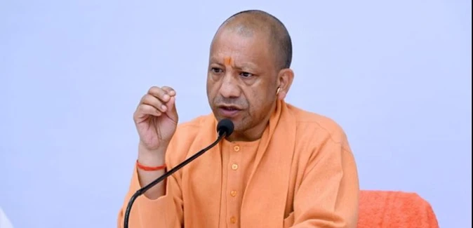 यमुना एक्सप्रेसवे दुर्घटना: मृतकों के परिजनों को मिलेगी दो-दो लाख की आर्थिक मदद, सीएम योगी ने किया एलान