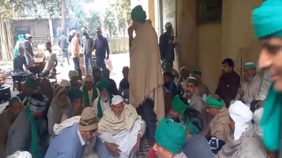 मेरठ: भाड़ा बढ़ाने-घटाने की मांग को लेकर भाकियू का धरना छठे दिन भी जारी