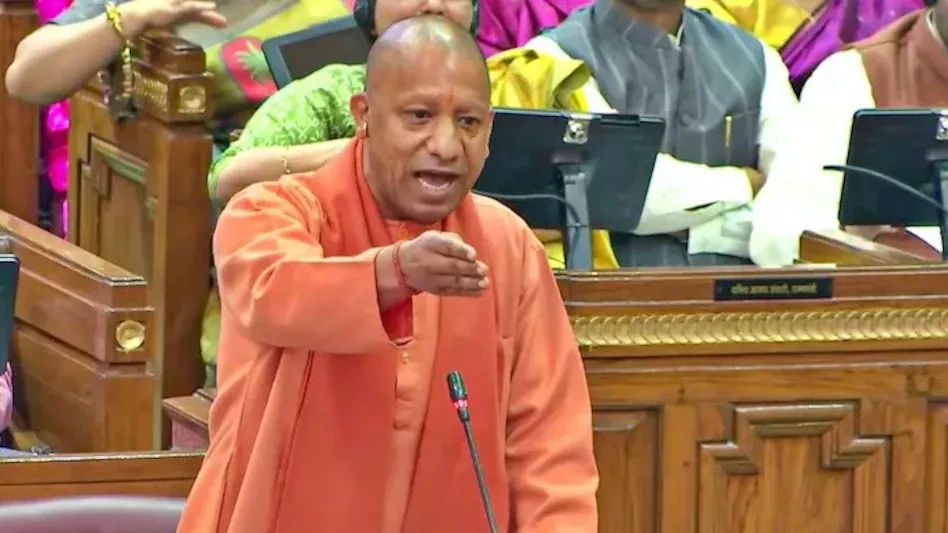 कोडीन सिरप पर विपक्ष को सीएम योगी का जवाब, बोले- यूपी में नहीं हुई कोई मौत