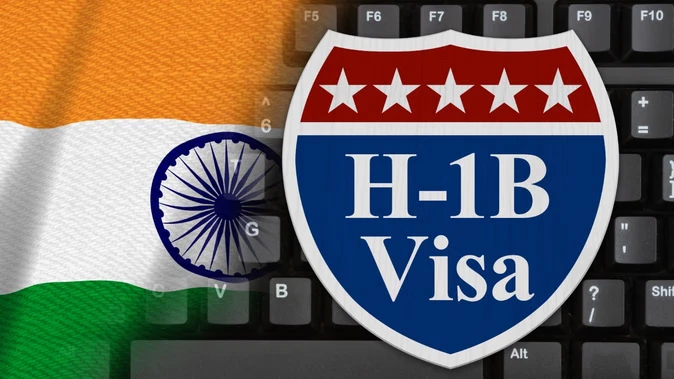 एच-1बी वीजा नवीनीकरण के लिए आए थे भारत, दूतावास ने रद्द किए साक्षात्कार