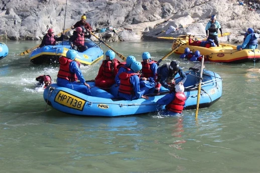 उत्तराखंड में राफ्टिंग गाइडों के लिए प्राथमिक चिकित्सा प्रशिक्षण अनिवार्य