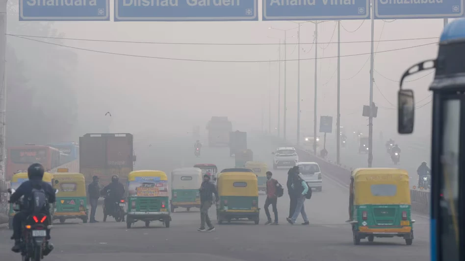 दिल्ली-एनसीआर से हटा ग्रेप-4, एक्यूआई में सुधार के बाद तत्काल फैसला