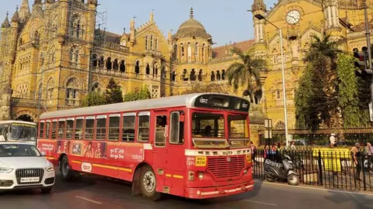 मुंबई: रिवर्सिंग के दौरान बेस्ट बस ने मारी टक्कर, 6 लोग घायल