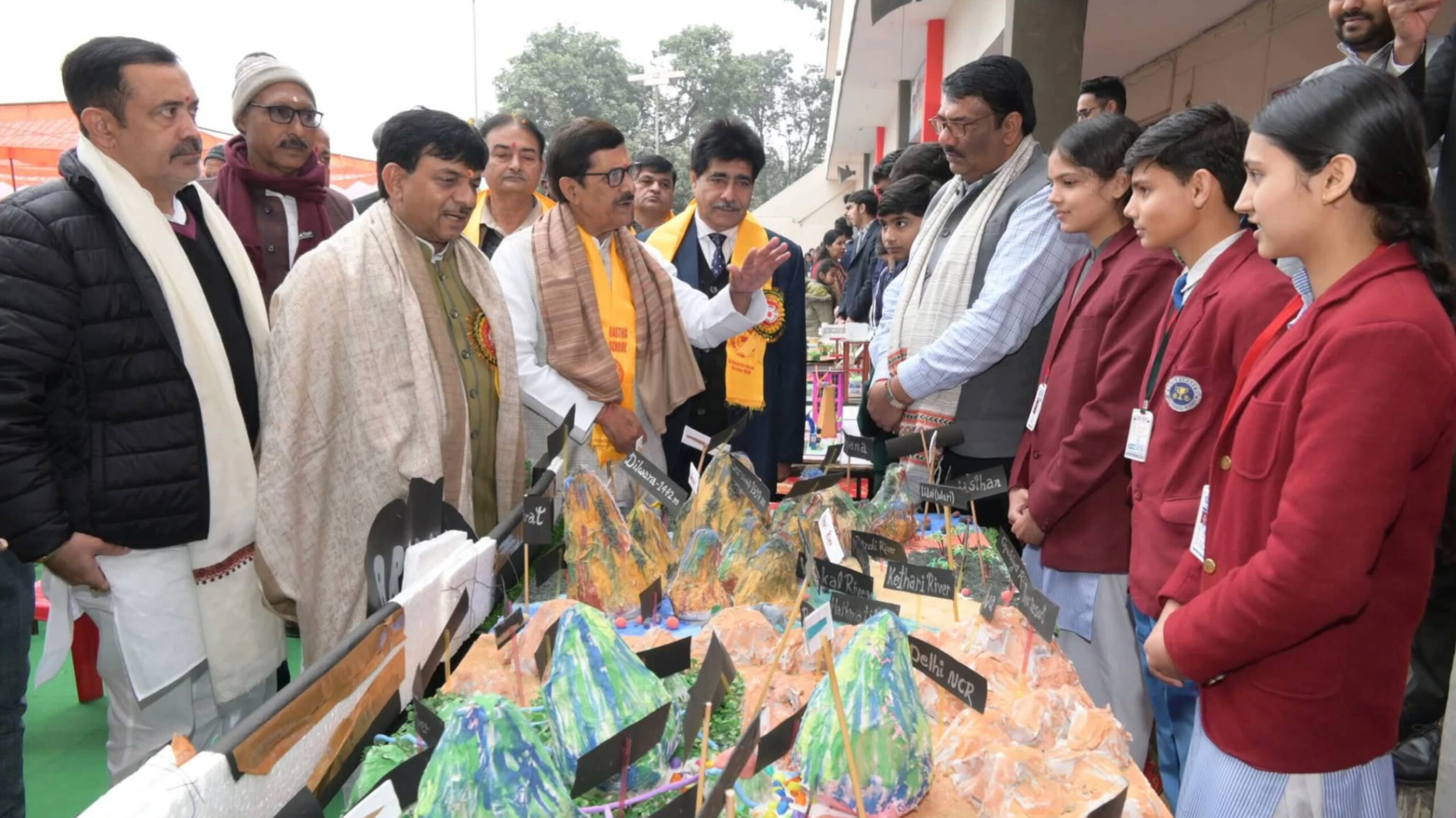 इंद्रप्रस्थ पब्लिक स्कूल में जिला स्तरीय विज्ञान मॉडल प्रदर्शनी आयोजित