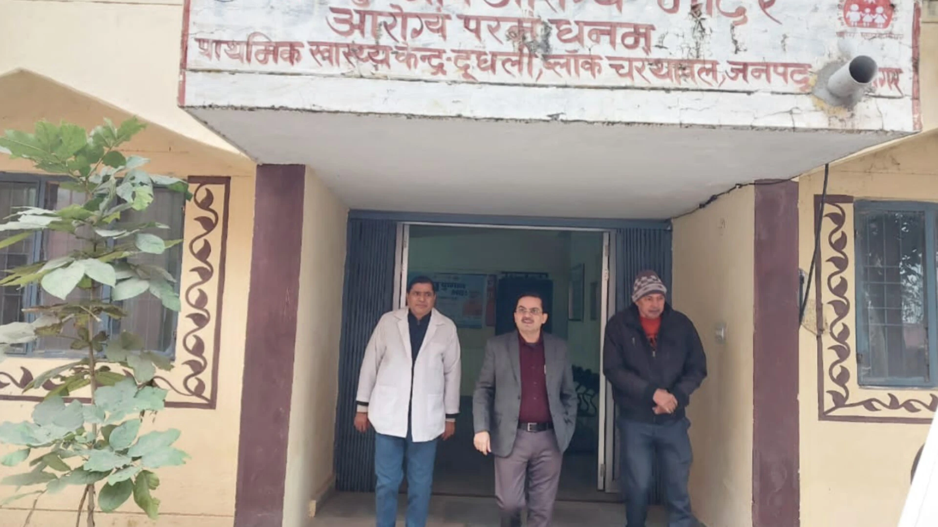 सीएमओ डॉ. सुनील तेवतिया ने किया मुख्यमंत्री आरोग्य स्वास्थ्य मेलों का निरीक्षण