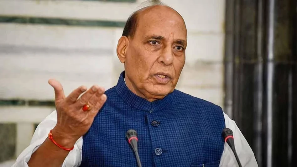 योगी के नेतृत्व में बदली यूपी की तस्वीर, निवेश का बना नया केंद्र: राजनाथ