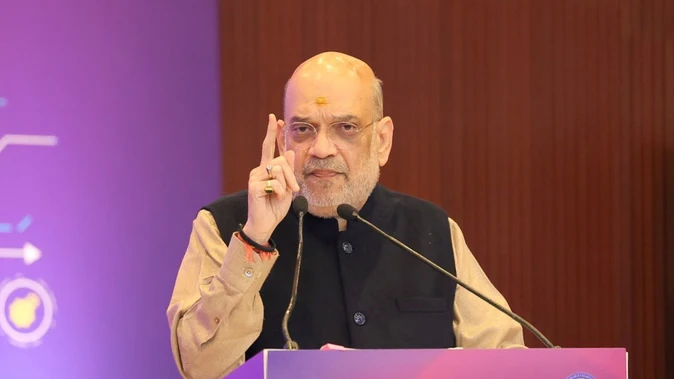 सनातन धर्म और संस्कृति सूरज और चांद की तरह शाश्वत: अमित शाह