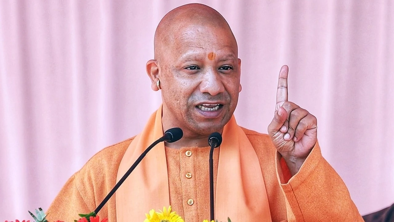 संगम स्नान बना आस्था और सांस्कृतिक चेतना का प्रतीक: सीएम योगी