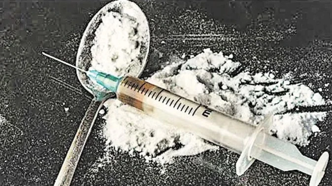 कुल्लू पुलिस ने भुंतर में पकड़ी 104 ग्राम चिट्टे की बड़ी खेप, दो गिरफ्तार