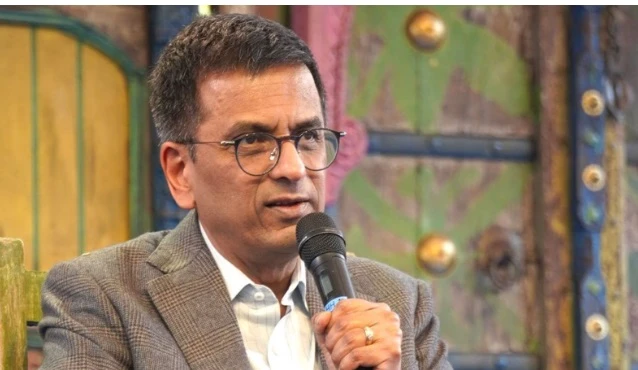 दोष सिद्ध होने से पहले जमानत एक मौलिक अधिकार: पूर्व सीजेआई चंद्रचूड़