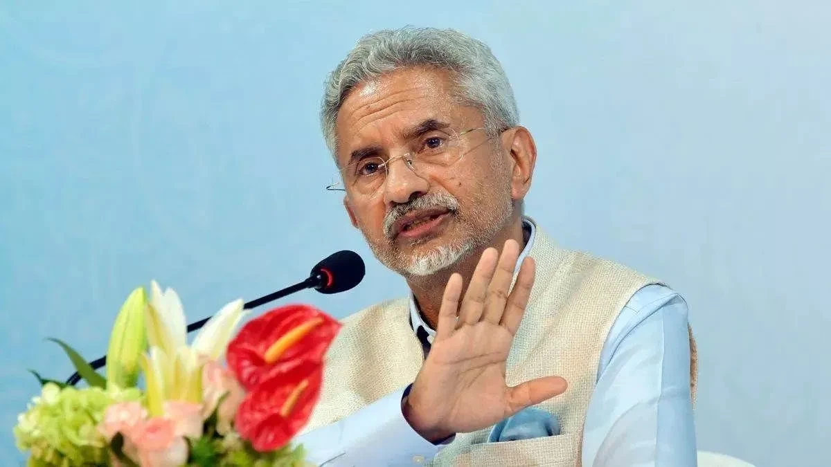 पड़ोसी देशों को चेतावनी: जयशंकर ने पोलैंड को आतंकवाद समर्थन से दूर रहने की दी सलाह