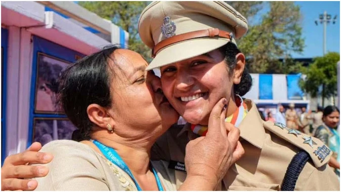 गणतंत्र दिवस पर नया इतिहास: सीआरपीएफ की पुरुष टुकड़ी का नेतृत्व करेंगी सिमरन बाला