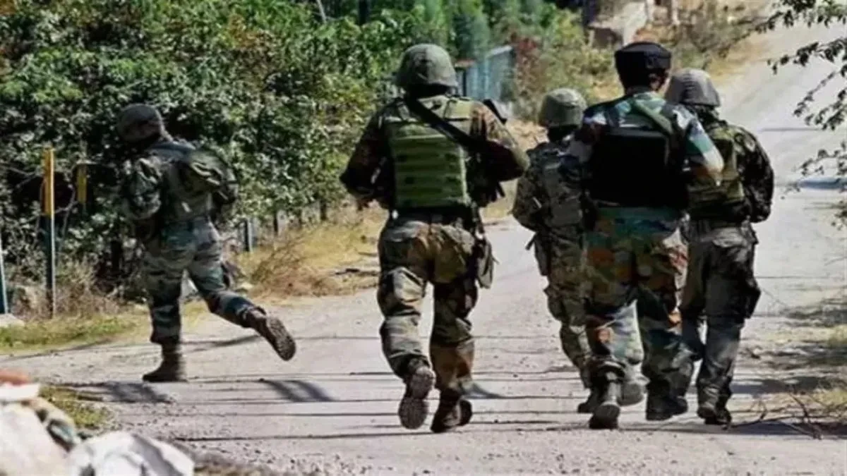 किश्तवाड़ में सुरक्षाबलों और आतंकियों के बीच मुठभेड़ जारी, अखनूर में भी हाई अलर्ट