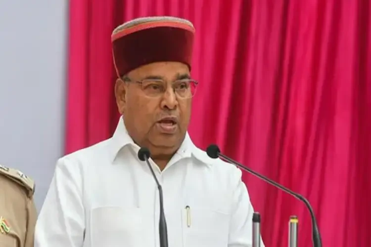 कर्नाटक विधानसभा में हंगामा: राज्यपाल ने भाषण पढ़े बिना छोड़ा सदन