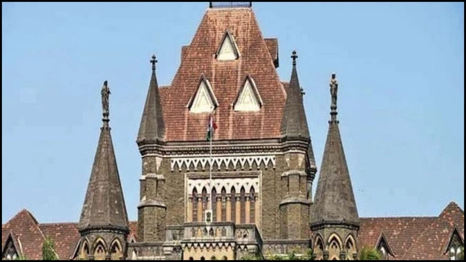 महाराष्ट्र के सीएम इतने लाचार क्यों?: मंत्री के फरार बेटे पर हाई कोर्ट की तल्ख टिप्पणी