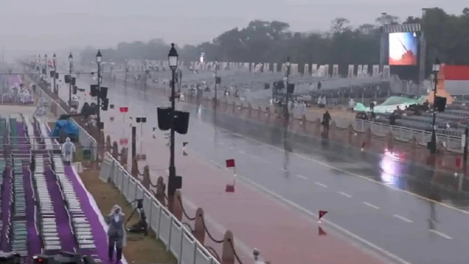 एनसीआर में बदला मौसम: दिल्ली और नोएडा समेत आसपास के इलाकों में बूंदाबांदी