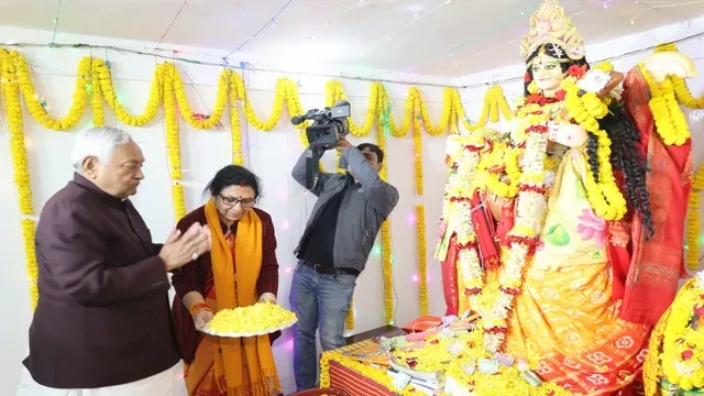 सरस्वती पूजा में नीतीश कुमार के सामने निशांत को राजनीति में लाने की अपील