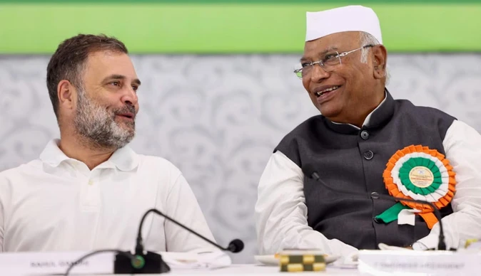 यूपी कांग्रेस: जिलाध्यक्षों के बदलाव की तैयारी, 75 पर्यवेक्षक नियुक्त