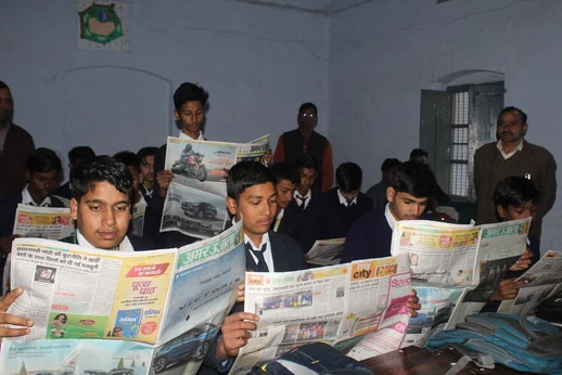 युवाओं के कौशल प्रशिक्षण केंद्रों में अब अखबार पढ़ना होगा अनिवार्य