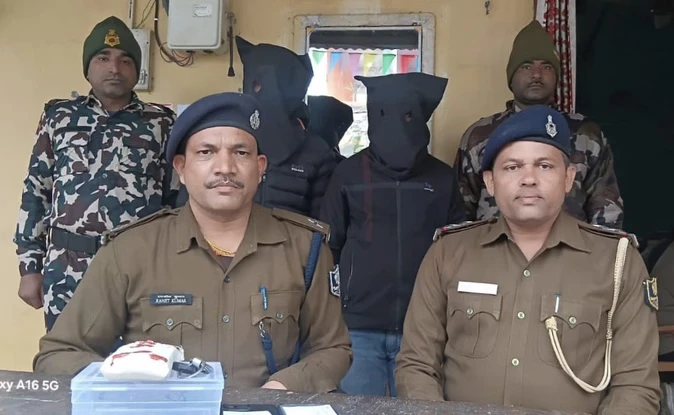 इंडो-नेपाल सीमा पर जाली नोट तस्करी का भंडाफोड़, दो आरोपी गिरफ्तार