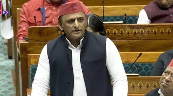 अमेरिका से ‘डील नहीं, ढील’, बजट में यूपी के लिए कुछ नहीं: अखिलेश यादव