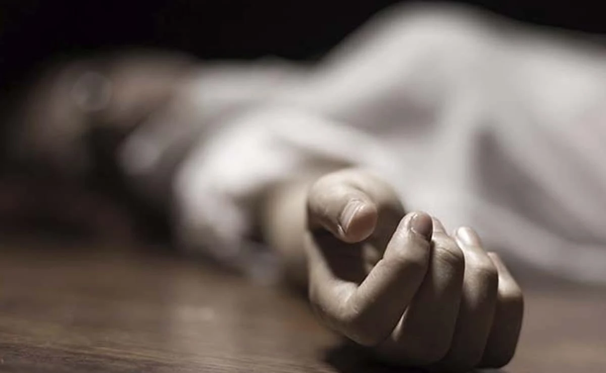 शेरघाटी में महाशिवरात्रि पर पति ने पेट्रोल डालकर की आत्महत्या, परिवार में मातम