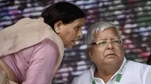 ‘लैंड फॉर जॉब’ मामला: लालू और राबड़ी ने आरोपों को मानने से किया इनकार