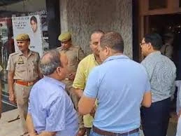 मेरठ में ज्वेलर्स की दुकान से करोड़ों के आभूषणों की ठगी, पुलिस ने शुरू की जांच