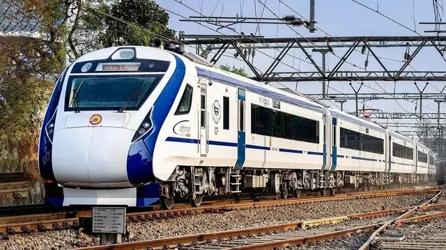 रेल और सड़क हादसों ने पाकुड़ में मचाई तबाही, तीन की मौत और तीन घायल