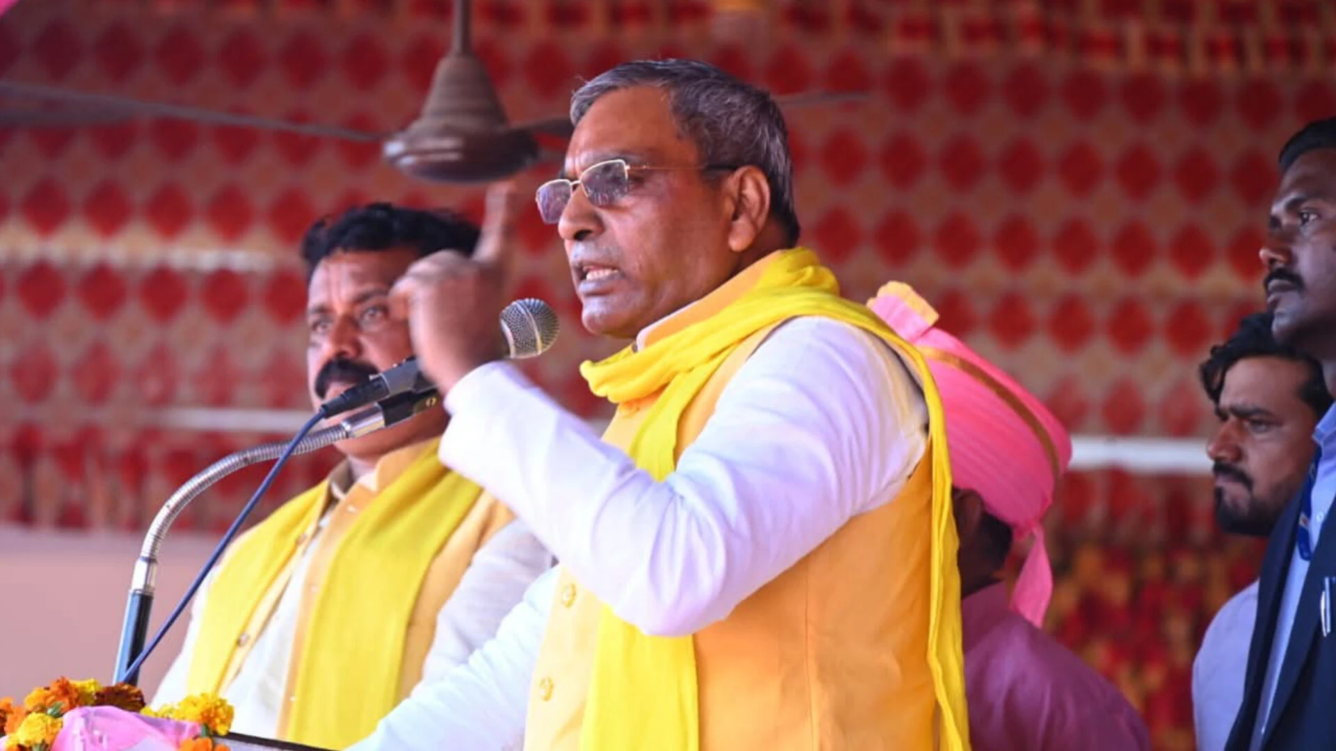 समय पर होंगे पंचायत चुनाव: ओमप्रकाश राजभर