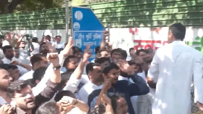 यूथ कांग्रेस प्रदर्शन मामले में कोर्ट ने बढ़ाई कुबेर मीणा और भूदेव शर्मा की कस्टडी