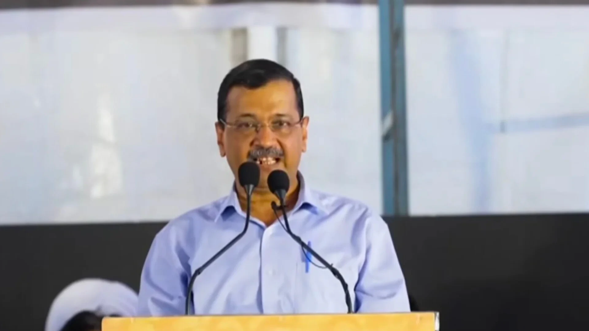 बरी होने के बाद केजरीवाल का जंतर-मंतर पर शक्ति प्रदर्शन, बोले- मैं हमेशा ईमानदार रहूंगा