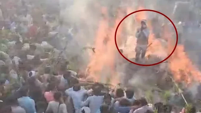 नदरोली में होलिका दहन के दौरान युवक आग में कूदा, गंभीर रूप से झुलसा